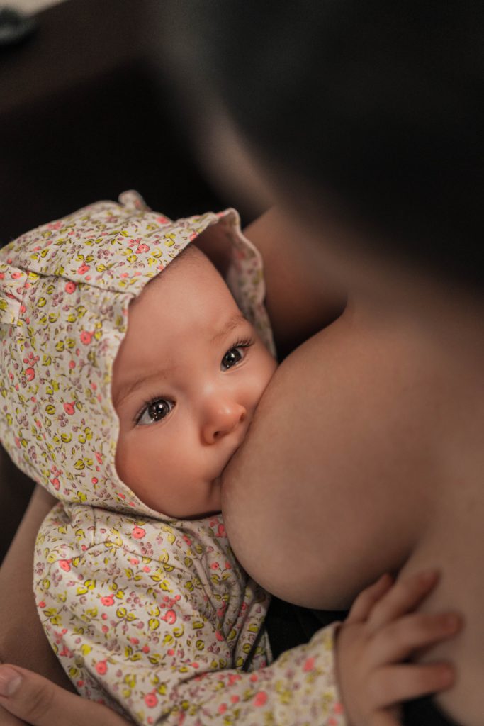 Bebê mamando