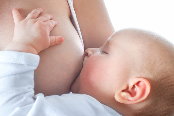 bebê e mãe