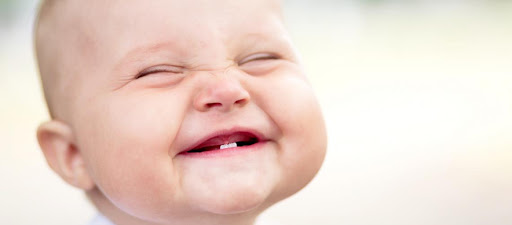 bebê dentinhos
