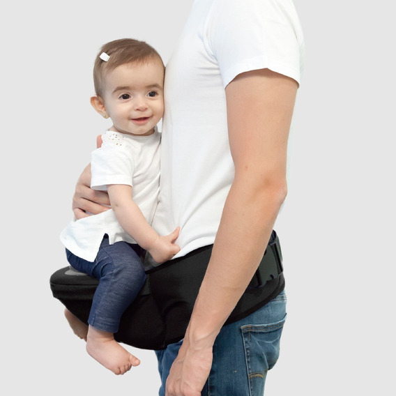 bebê no suporte